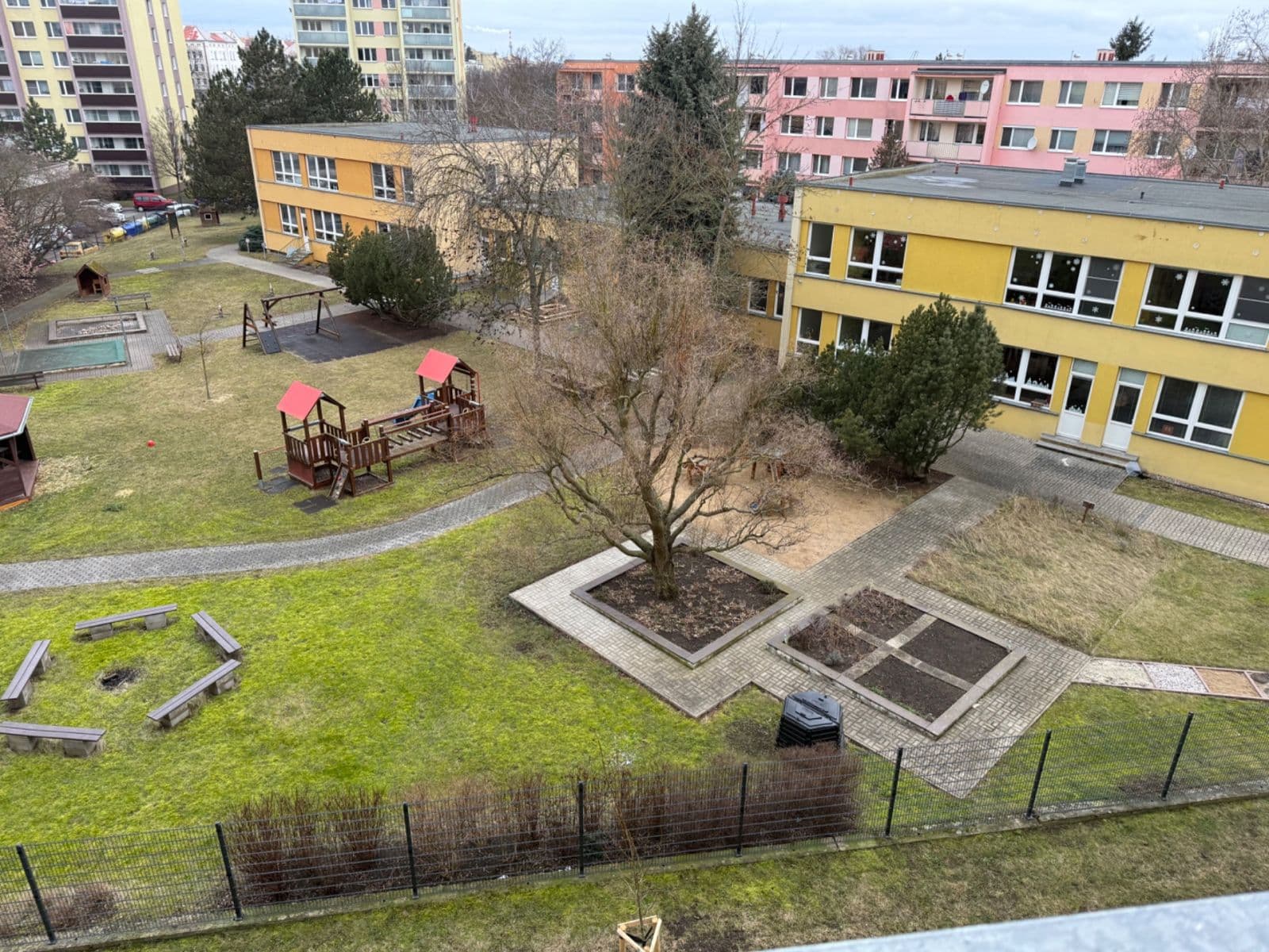 2 bedroom with open-plan kitchen flat to rent, 70 m², U Stadionu, Louny, Ústecký Region 2 bedroom with open-plan kitchen flat to rent, 70 m², U Stadionu, Louny, Ústecký Region