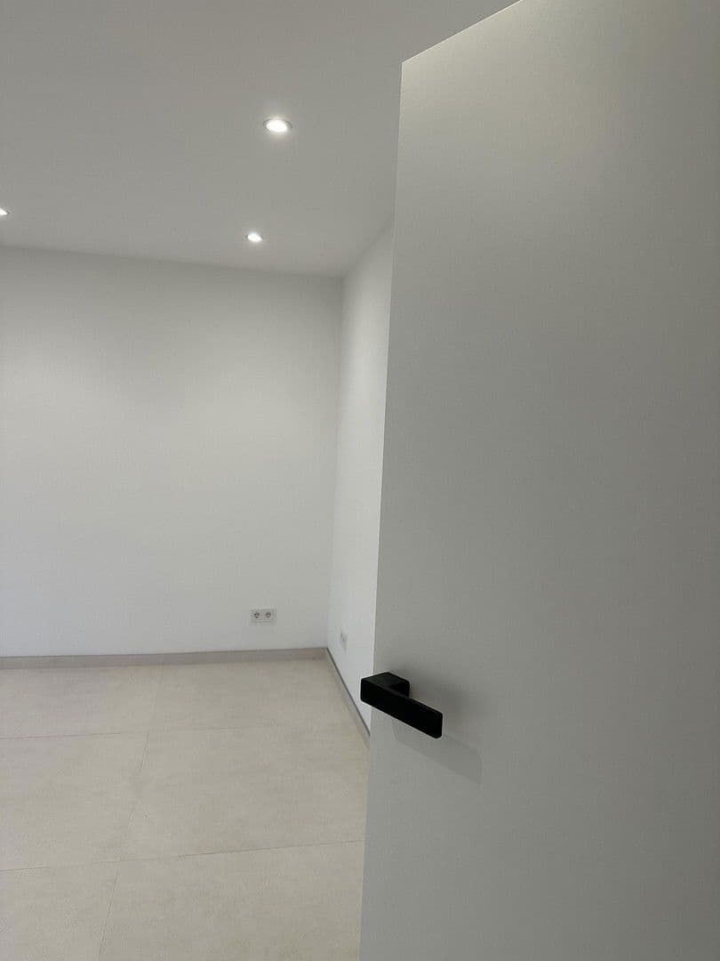 1 bedroom with open-plan kitchen flat to rent, 73 m², Am Haanes 8, Linden, Hesse 1 bedroom with open-plan kitchen flat to rent, 73 m², Am Haanes 8, Linden, Hesse