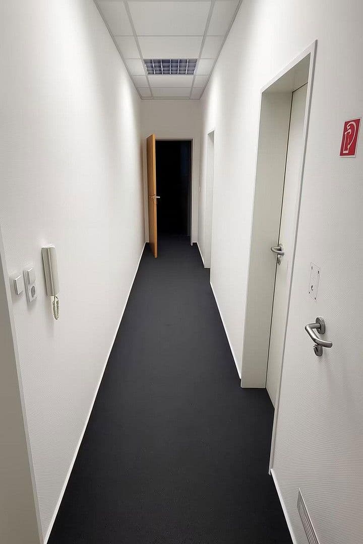 office to rent, 236 m², Bremer Str. 12, Oldenburg, Lower Saxony office to rent, 236 m², Bremer Str. 12, Oldenburg, Lower Saxony