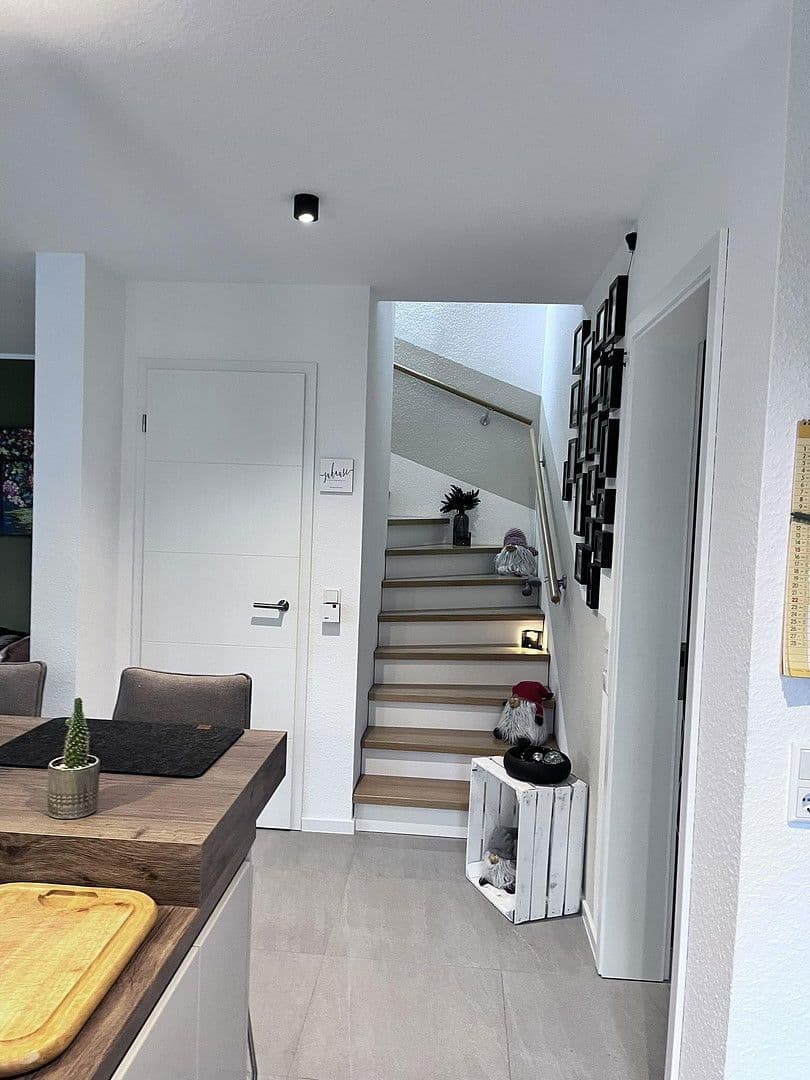 house to rent, 128 m², Detmold, North Rhine-Westphalia house to rent, 128 m², Detmold, North Rhine-Westphalia