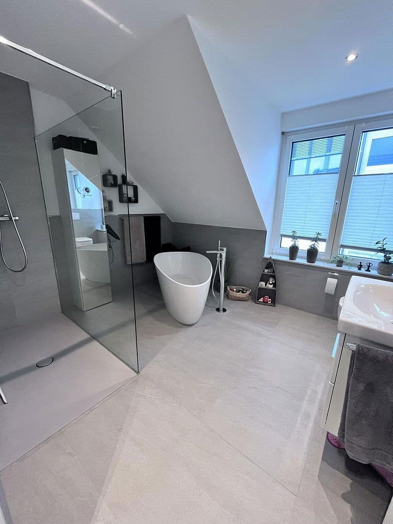 house to rent, 128 m², Detmold, North Rhine-Westphalia house to rent, 128 m², Detmold, North Rhine-Westphalia