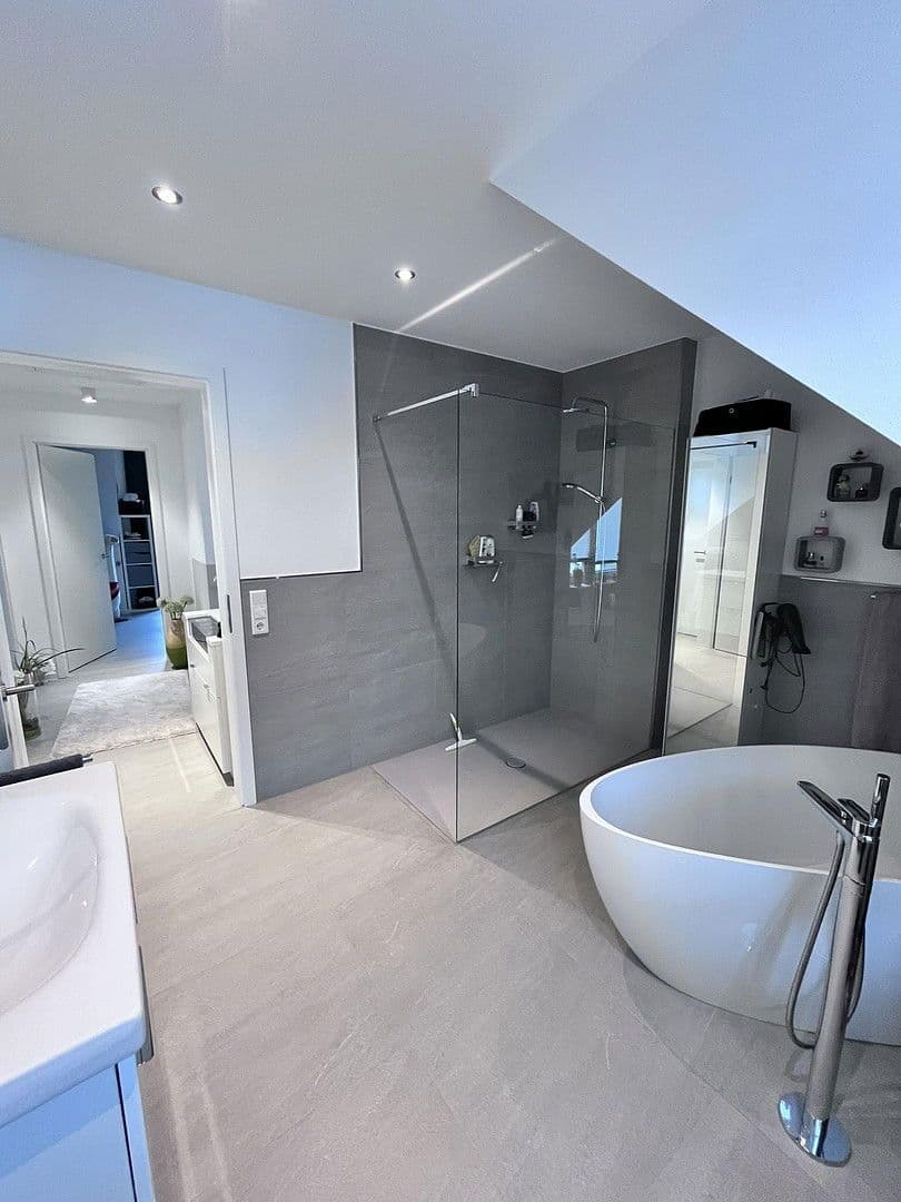 house to rent, 128 m², Detmold, North Rhine-Westphalia house to rent, 128 m², Detmold, North Rhine-Westphalia