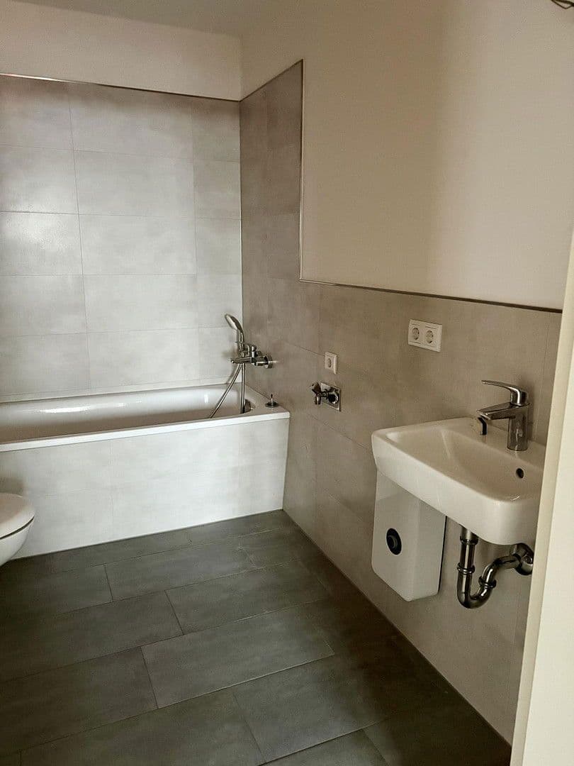 1 bedroom flat to rent, 44 m², Karl-Marx-Straße 16, Grünheide (Mark), Brandenburg 1 bedroom flat to rent, 44 m², Karl-Marx-Straße 16, Grünheide (Mark), Brandenburg