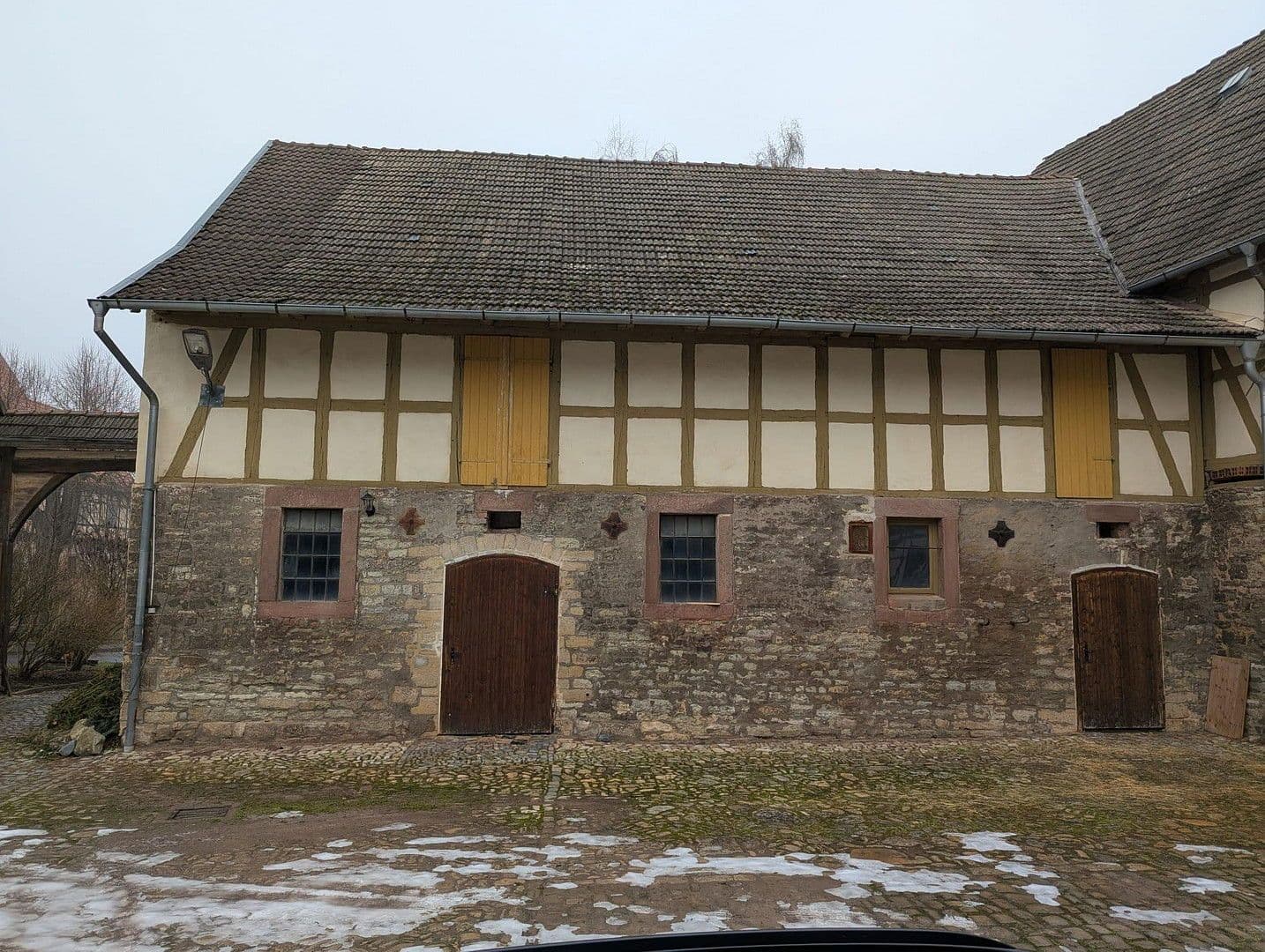 house for sale, 350 m², Lindenplatz 5, Sondershausen, Thuringia house for sale, 350 m², Lindenplatz 5, Sondershausen, Thuringia