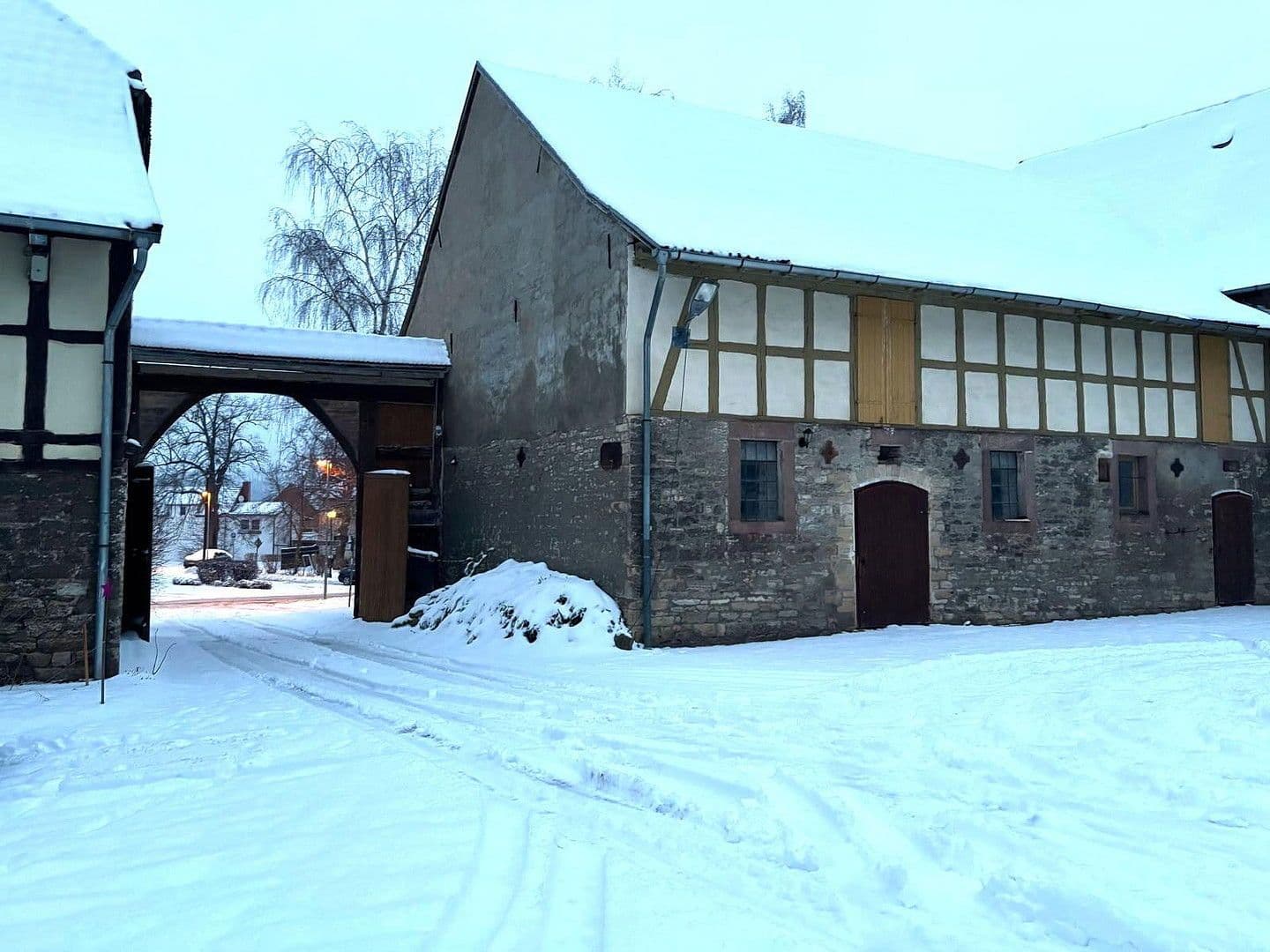 house for sale, 350 m², Lindenplatz 5, Sondershausen, Thuringia house for sale, 350 m², Lindenplatz 5, Sondershausen, Thuringia