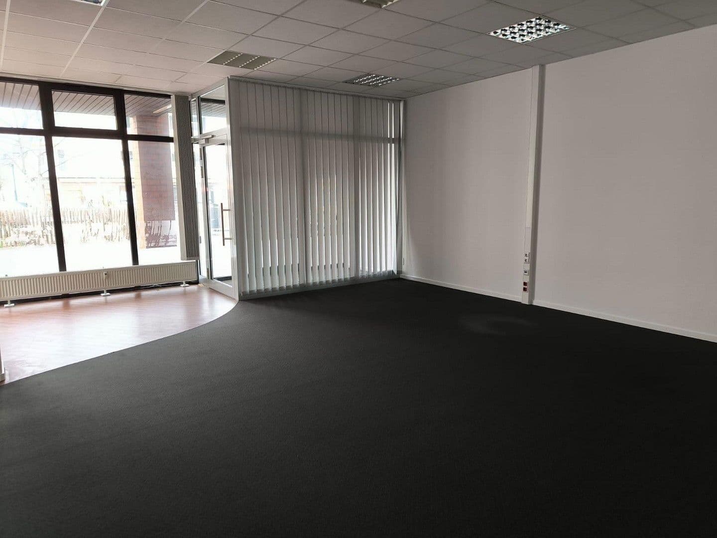 office to rent, 101 m², Kölner Platz - Ecke Klevstr., Troisdorf, North Rhine-Westphalia office to rent, 101 m², Kölner Platz - Ecke Klevstr., Troisdorf, North Rhine-Westphalia