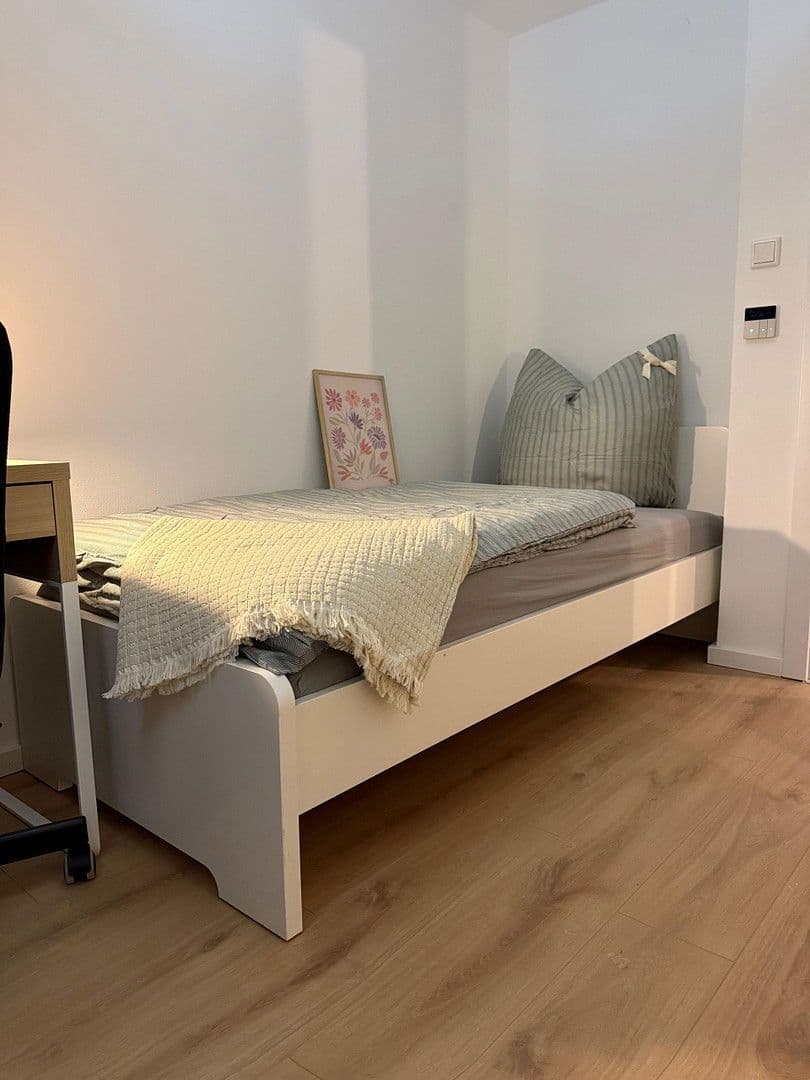 4 bedroom flat to rent, 15 m², Erlangen, Bavaria 4 bedroom flat to rent, 15 m², Erlangen, Bavaria