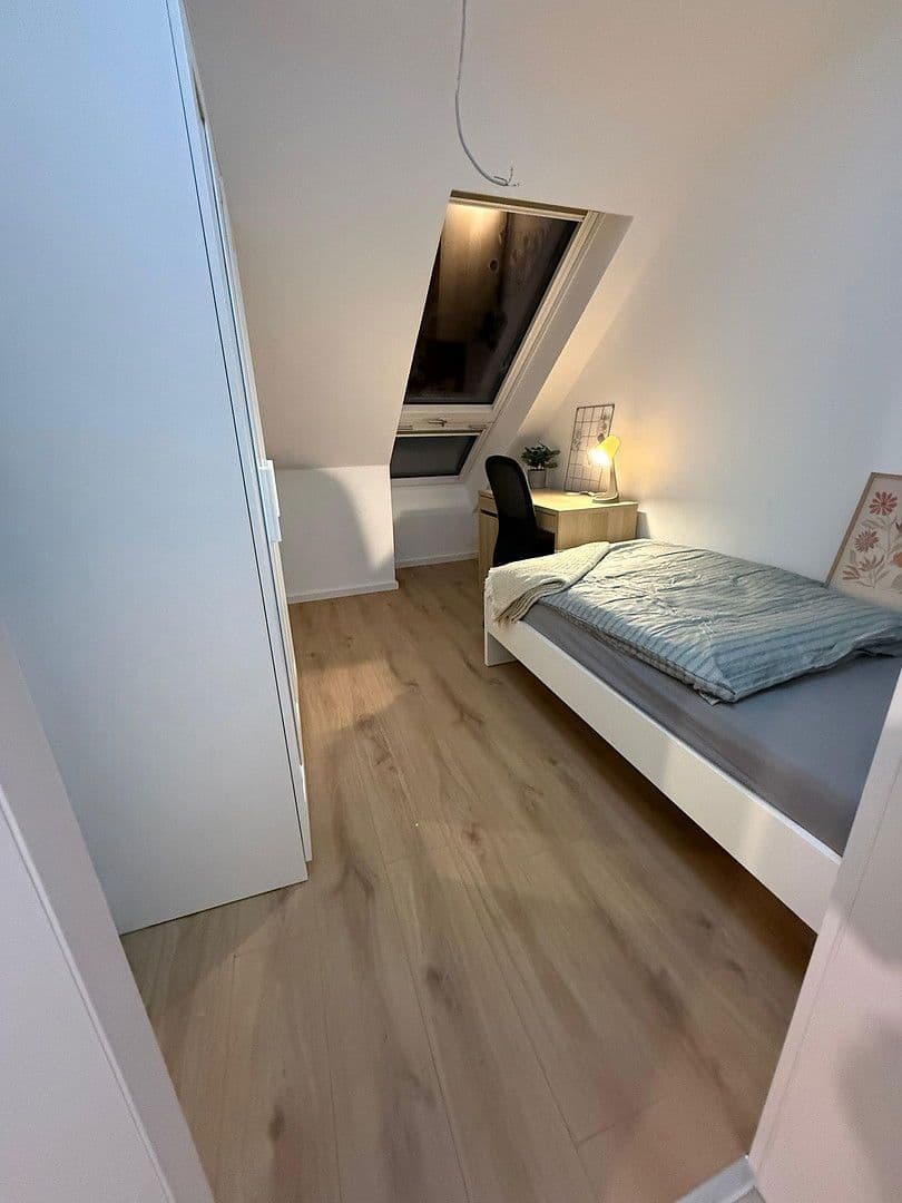 4 bedroom flat to rent, 15 m², Erlangen, Bavaria 4 bedroom flat to rent, 15 m², Erlangen, Bavaria