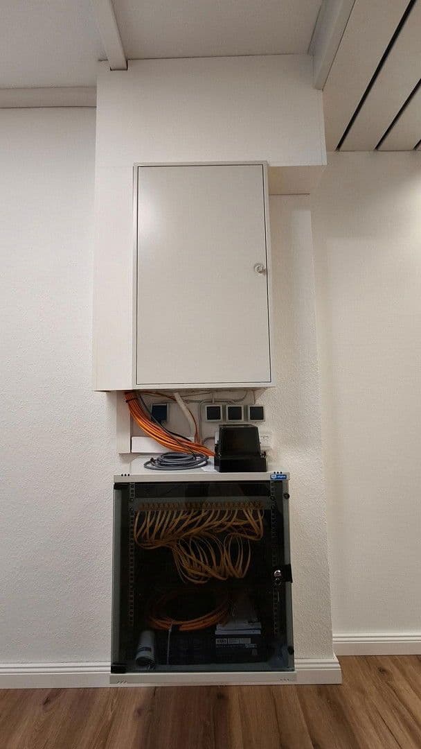 office to rent, 130 m², Pfingstbrunnenstraße 1b, Schwalbach am Taunus, Hesse office to rent, 130 m², Pfingstbrunnenstraße 1b, Schwalbach am Taunus, Hesse