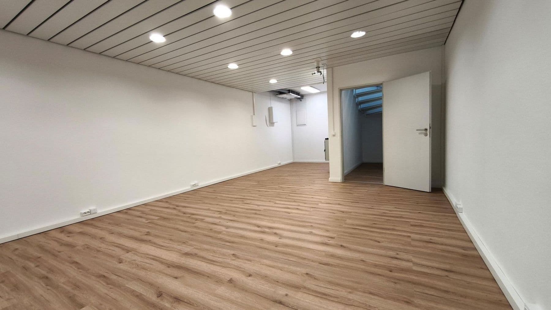 office to rent, 130 m², Pfingstbrunnenstraße 1b, Schwalbach am Taunus, Hesse office to rent, 130 m², Pfingstbrunnenstraße 1b, Schwalbach am Taunus, Hesse