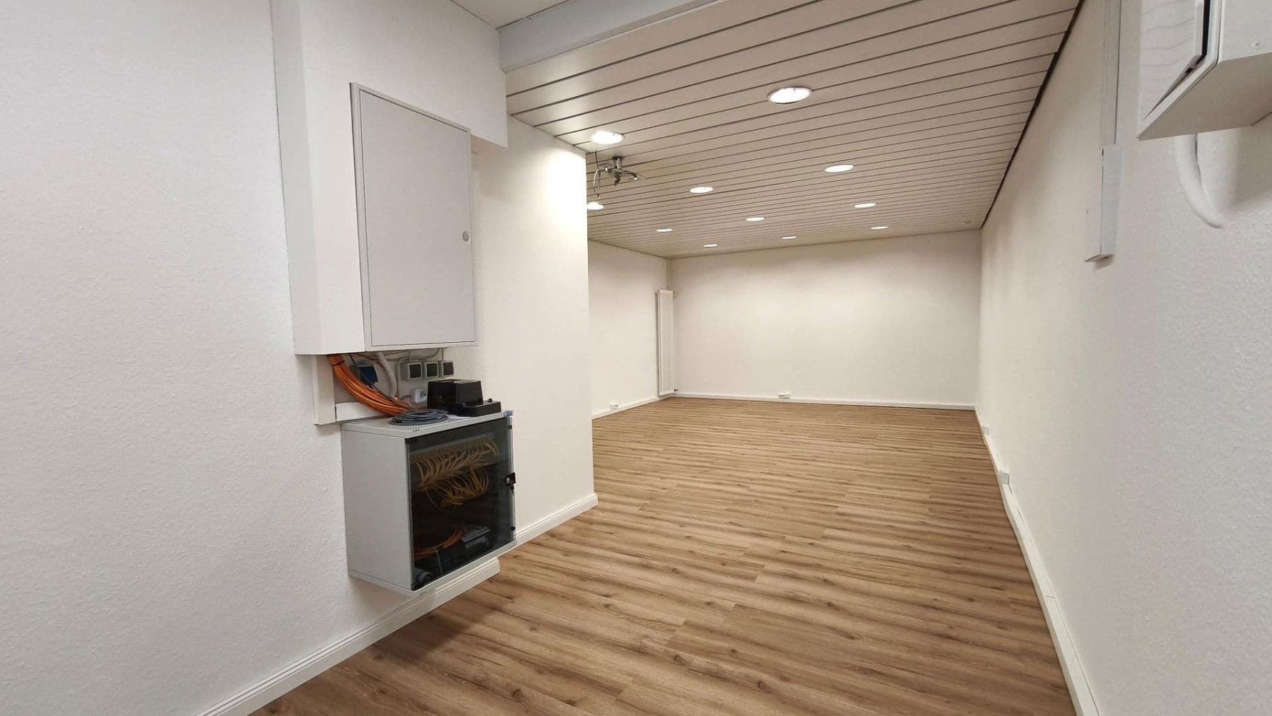 office to rent, 130 m², Pfingstbrunnenstraße 1b, Schwalbach am Taunus, Hesse office to rent, 130 m², Pfingstbrunnenstraße 1b, Schwalbach am Taunus, Hesse