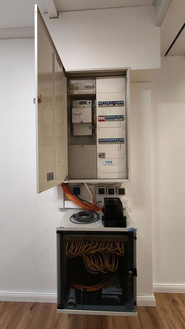 office to rent, 130 m², Pfingstbrunnenstraße 1b, Schwalbach am Taunus, Hesse office to rent, 130 m², Pfingstbrunnenstraße 1b, Schwalbach am Taunus, Hesse