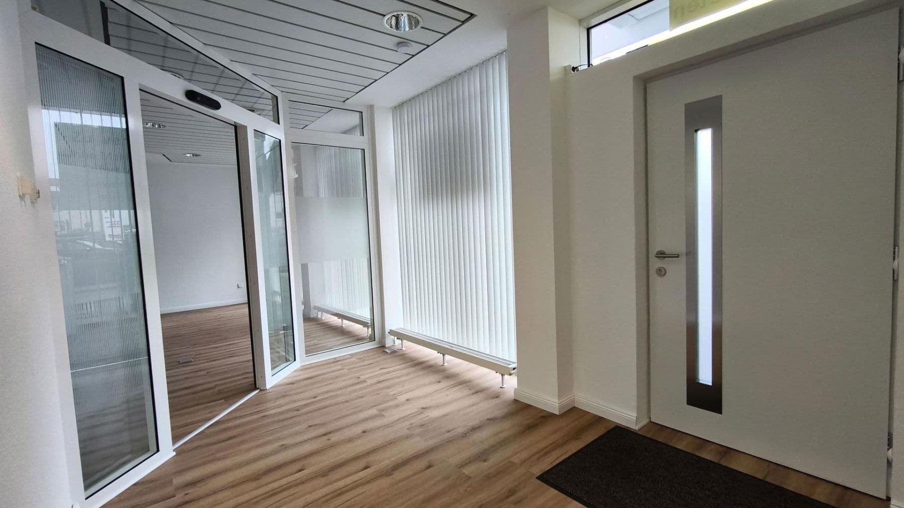 office to rent, 130 m², Pfingstbrunnenstraße 1b, Schwalbach am Taunus, Hesse office to rent, 130 m², Pfingstbrunnenstraße 1b, Schwalbach am Taunus, Hesse