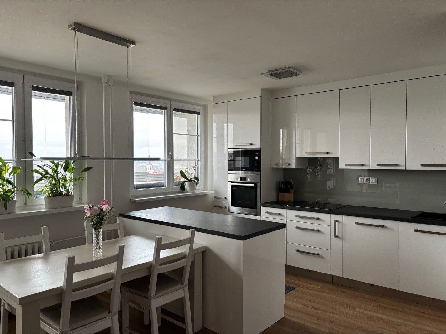 2 bedroom with open-plan kitchen flat for sale, 78 m², Galandova, Prague, Prague 2 bedroom with open-plan kitchen flat for sale, 78 m², Galandova, Prague, Prague