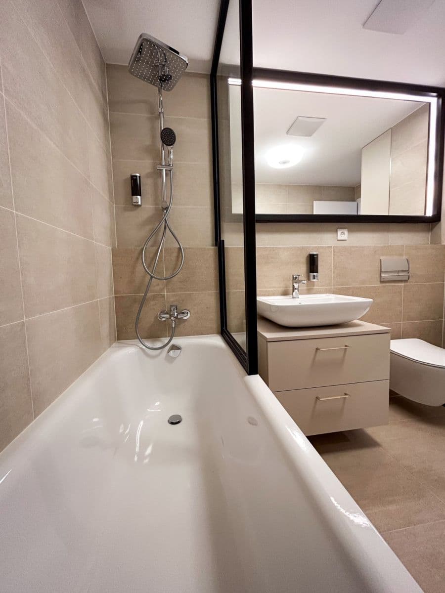 Studio flat to rent, 32 m², Olgy Havlové, Prague, Prague Studio flat to rent, 32 m², Olgy Havlové, Prague, Prague