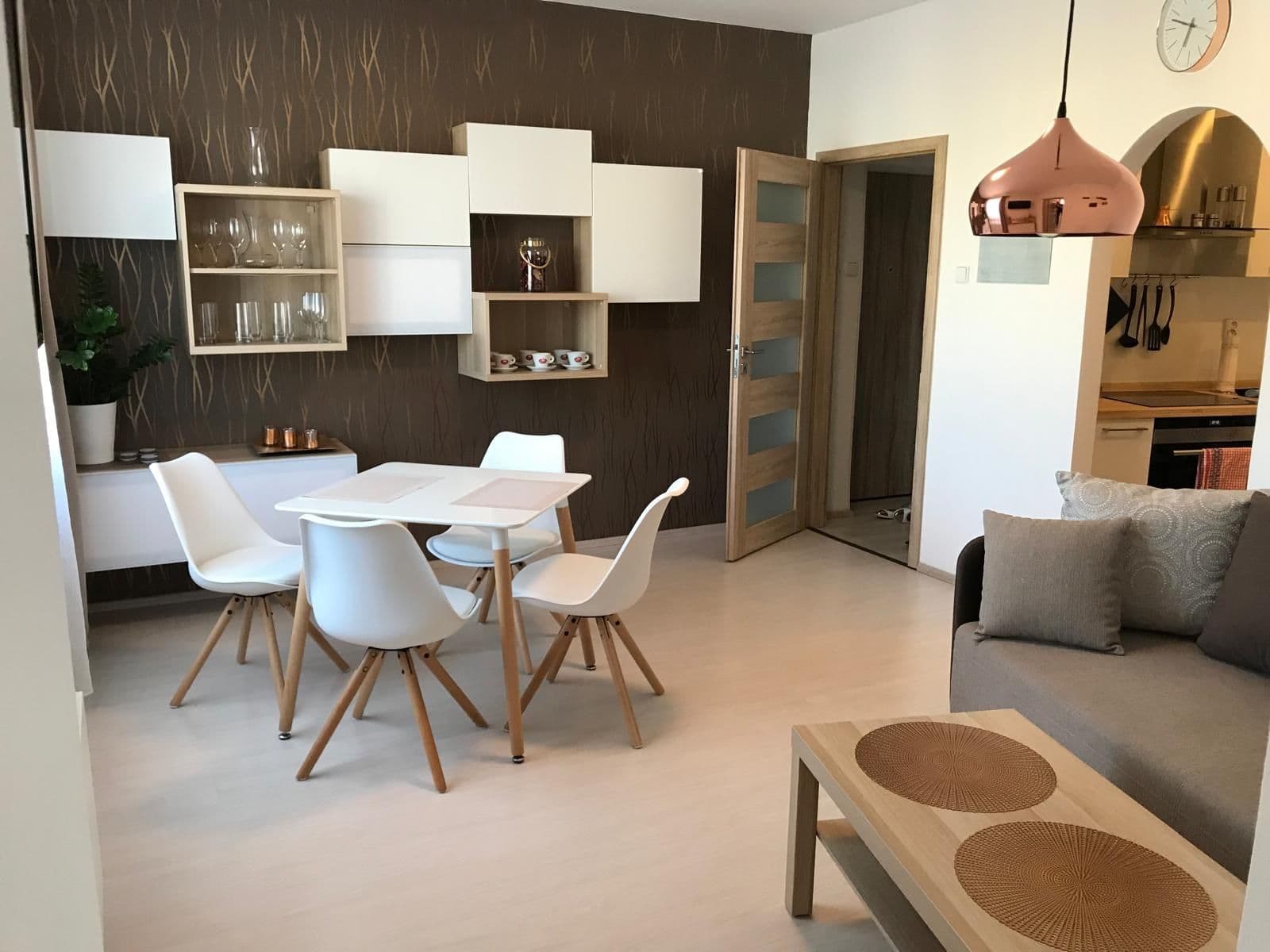 2 bedroom flat to rent, 56 m², Renneská třída, Brno, Jihomoravský Region 2 bedroom flat to rent, 56 m², Renneská třída, Brno, Jihomoravský Region