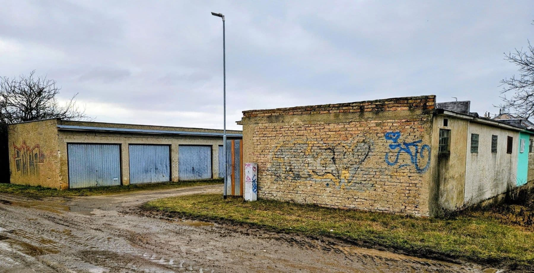 garage for sale, 18 m², Výhon, Přísnotice, Jihomoravský Region garage for sale, 18 m², Výhon, Přísnotice, Jihomoravský Region