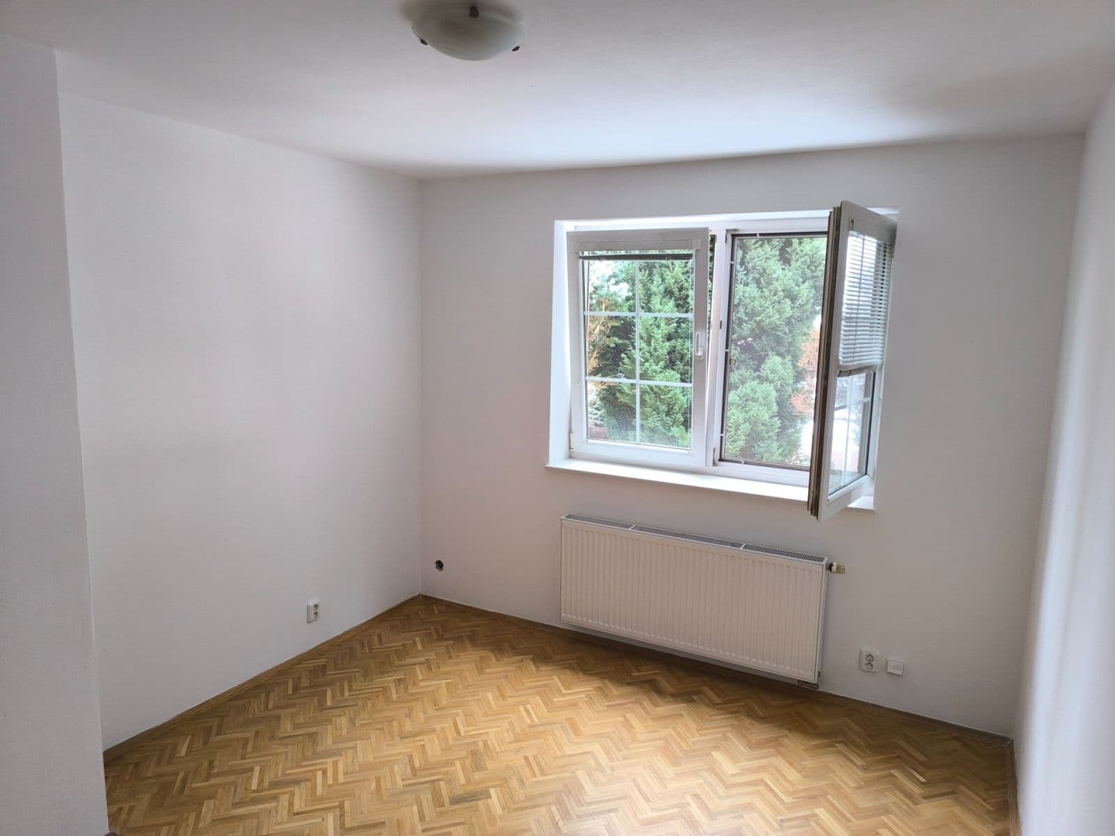 1 bedroom flat to rent, 36 m², Sadová, České Budějovice, Jihočeský Region 1 bedroom flat to rent, 36 m², Sadová, České Budějovice, Jihočeský Region