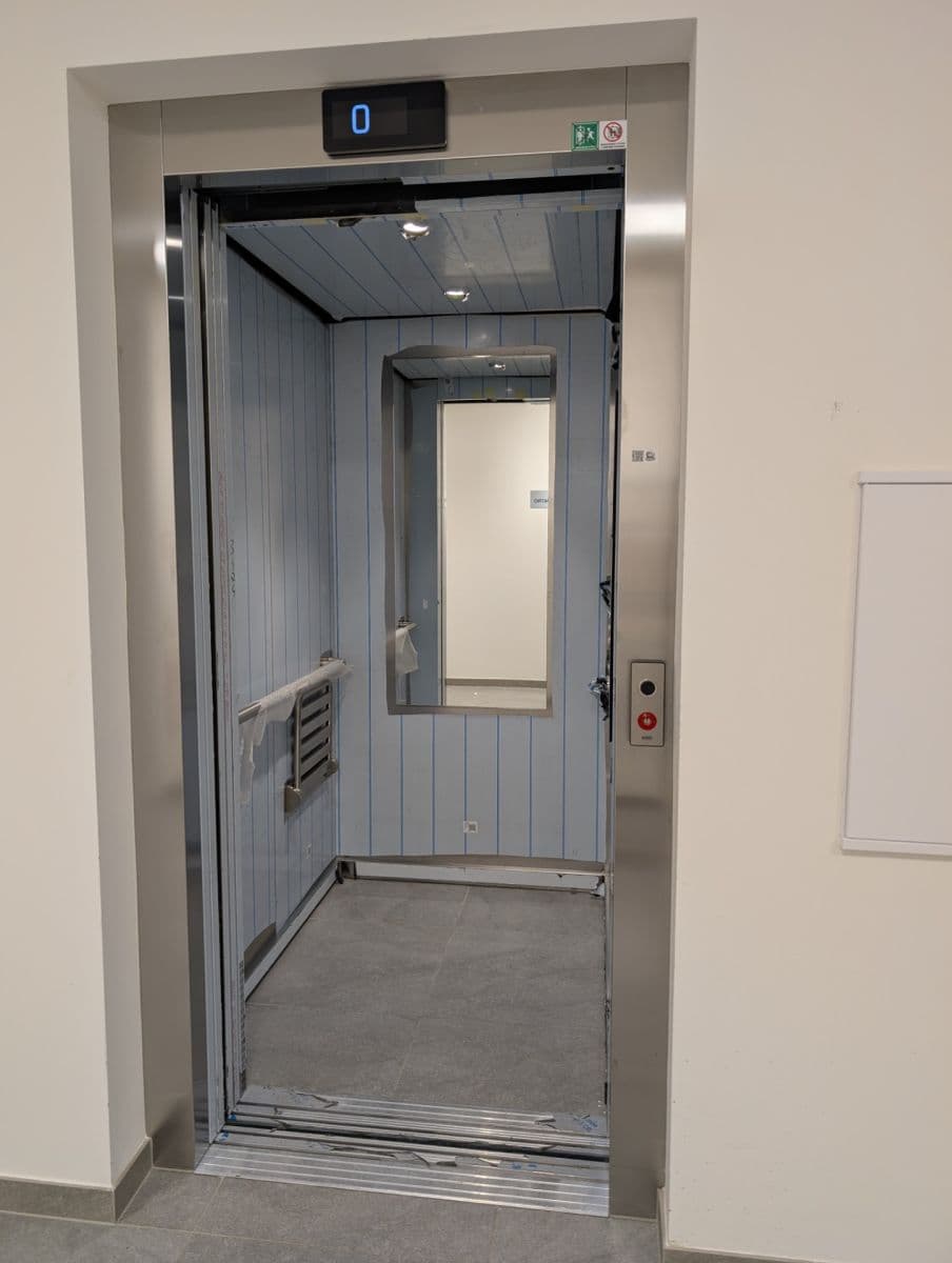 1 bedroom with open-plan kitchen flat to rent, 57 m², Lysolajské údolí, Prague, Prague 1 bedroom with open-plan kitchen flat to rent, 57 m², Lysolajské údolí, Prague, Prague