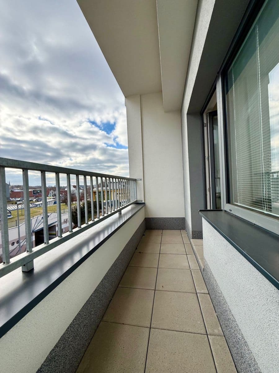 Studio flat to rent, 33 m², Mochovská, Prague, Prague Studio flat to rent, 33 m², Mochovská, Prague, Prague