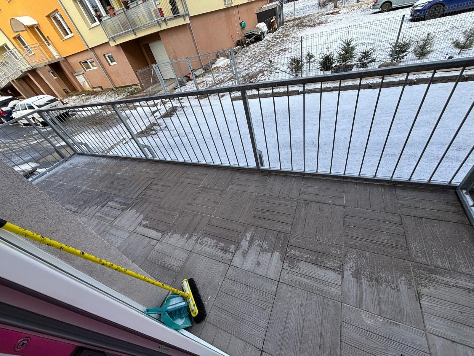 2 bedroom with open-plan kitchen flat to rent, 78 m², Jana Morávka, Jílové u Prahy, Středočeský Region 2 bedroom with open-plan kitchen flat to rent, 78 m², Jana Morávka, Jílové u Prahy, Středočeský Region