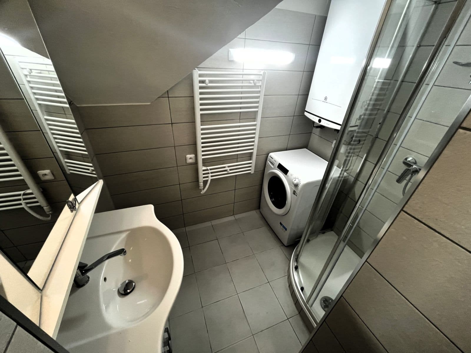 1 bedroom with open-plan kitchen flat to rent, 45 m², Bendlova, Brno, Jihomoravský Region 1 bedroom with open-plan kitchen flat to rent, 45 m², Bendlova, Brno, Jihomoravský Region