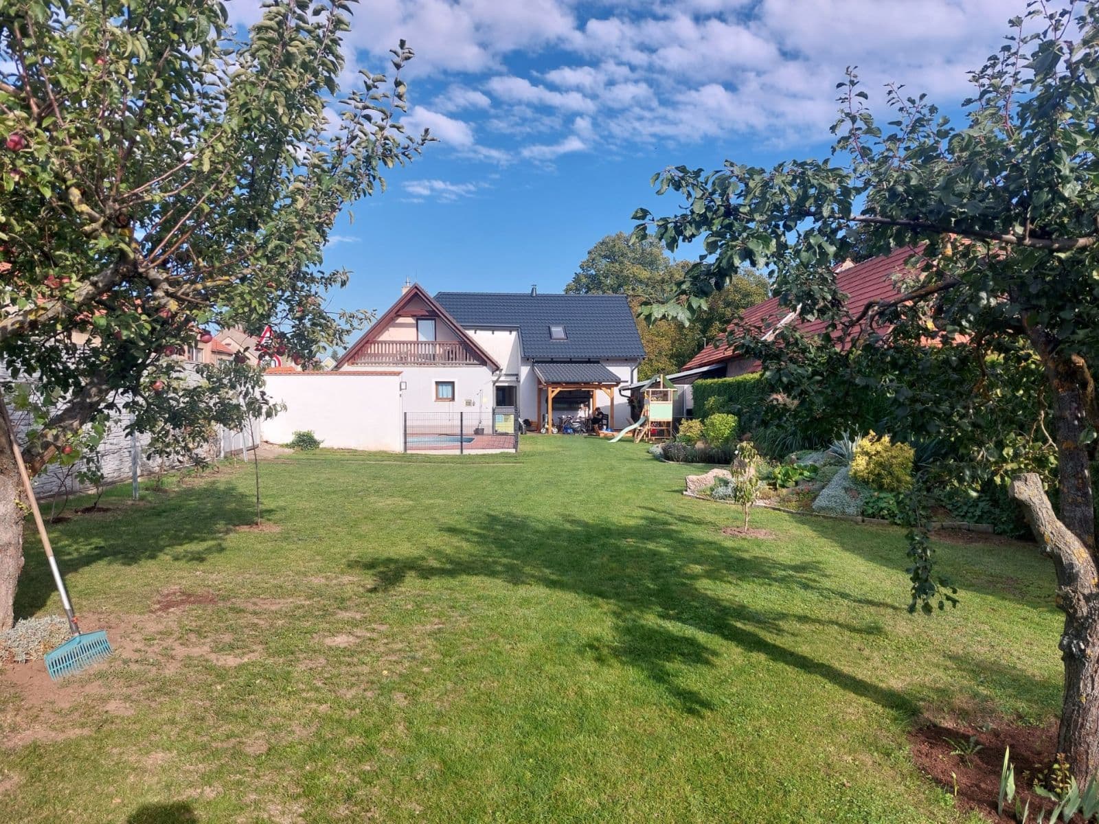 house to rent, 220 m², Tyršova náves, Vysoký Újezd, Středočeský Region house to rent, 220 m², Tyršova náves, Vysoký Újezd, Středočeský Region