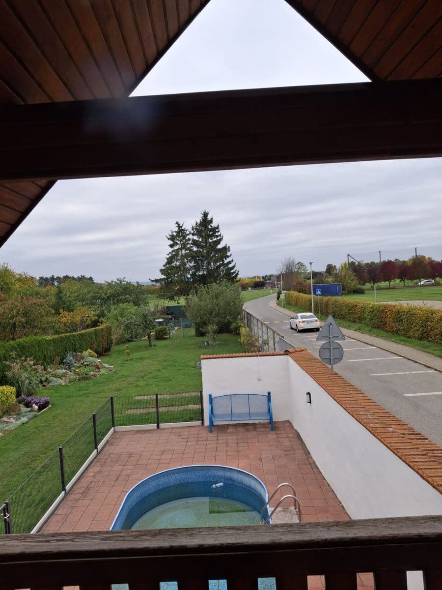 house to rent, 220 m², Tyršova náves, Vysoký Újezd, Středočeský Region house to rent, 220 m², Tyršova náves, Vysoký Újezd, Středočeský Region