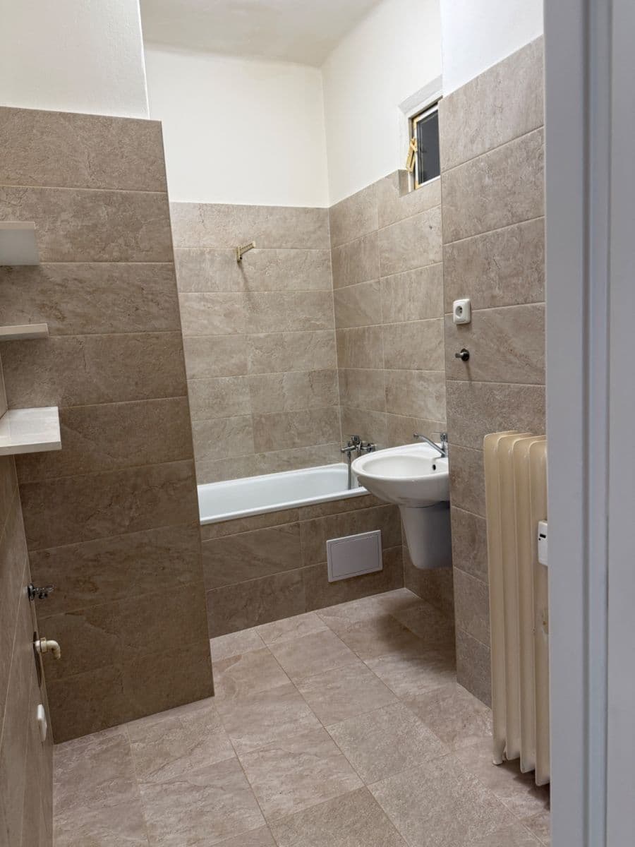 Studio flat to rent, 32 m², Opatovická, Prague, Prague Studio flat to rent, 32 m², Opatovická, Prague, Prague