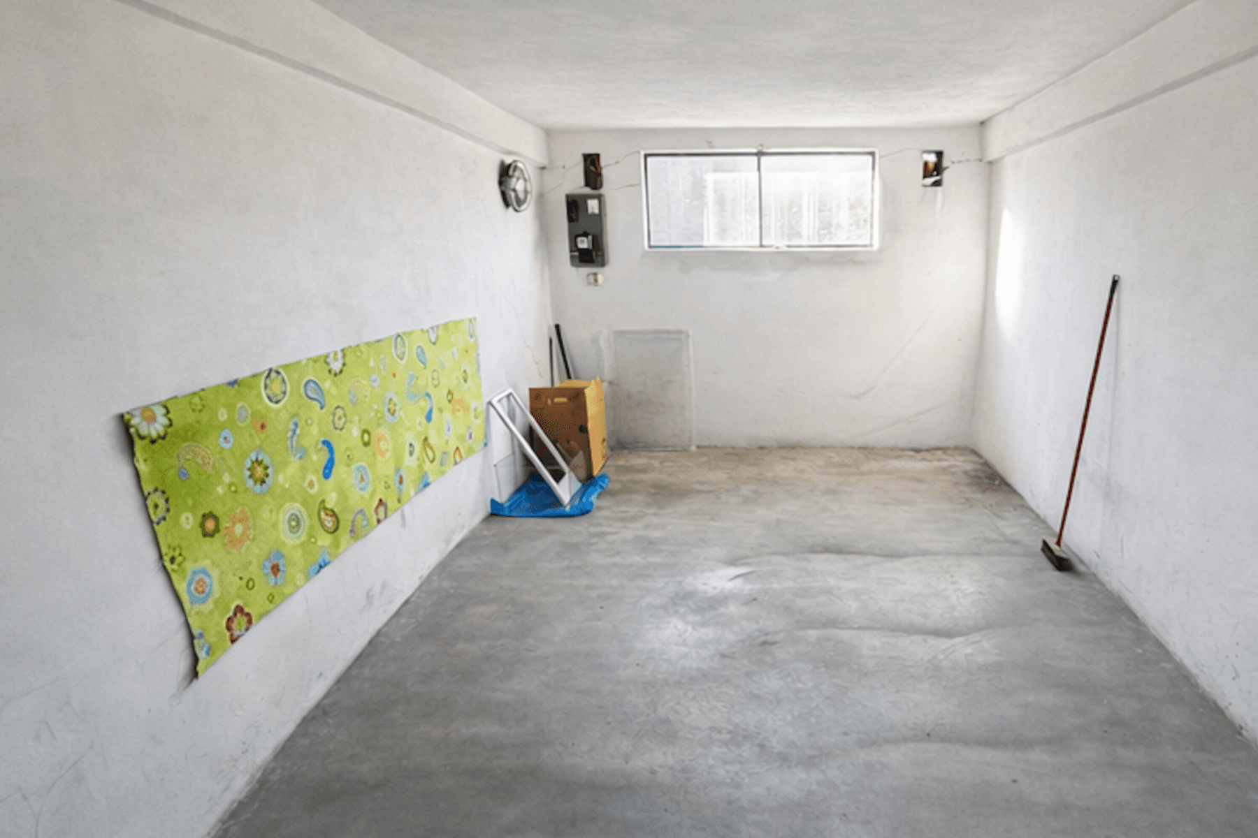 garage to rent, 20 m², Čermákova, Plzeň, Plzeňský Region garage to rent, 20 m², Čermákova, Plzeň, Plzeňský Region