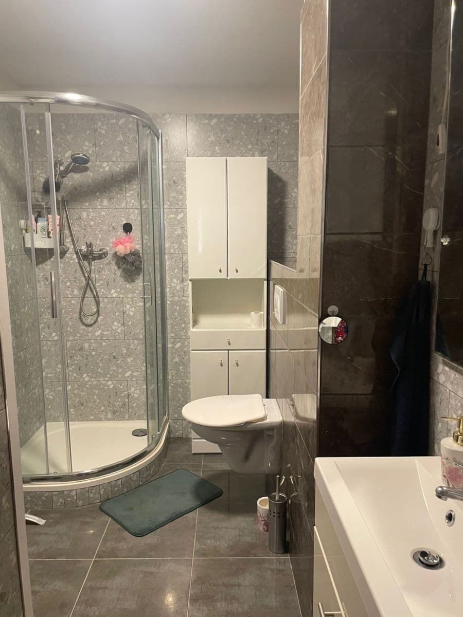 3 bedroom flat to rent, 75 m², Přeloučská, Pardubice, Pardubický Region 3 bedroom flat to rent, 75 m², Přeloučská, Pardubice, Pardubický Region