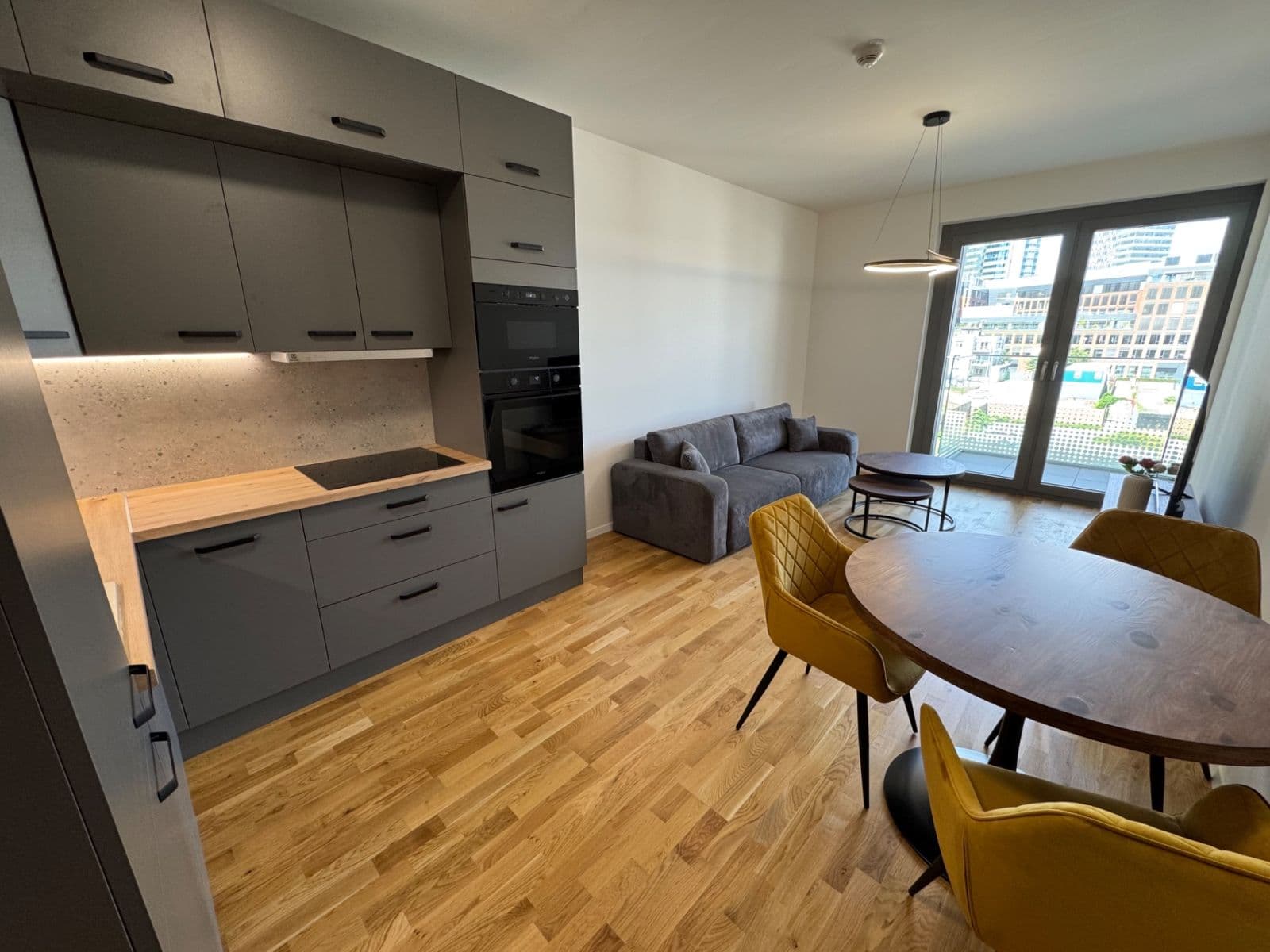 2 bedroom flat to rent, 52 m², Bottova, Bratislava - mestská časť Staré Mesto, Bratislavský Region 2 bedroom flat to rent, 52 m², Bottova, Bratislava - mestská časť Staré Mesto, Bratislavský Region