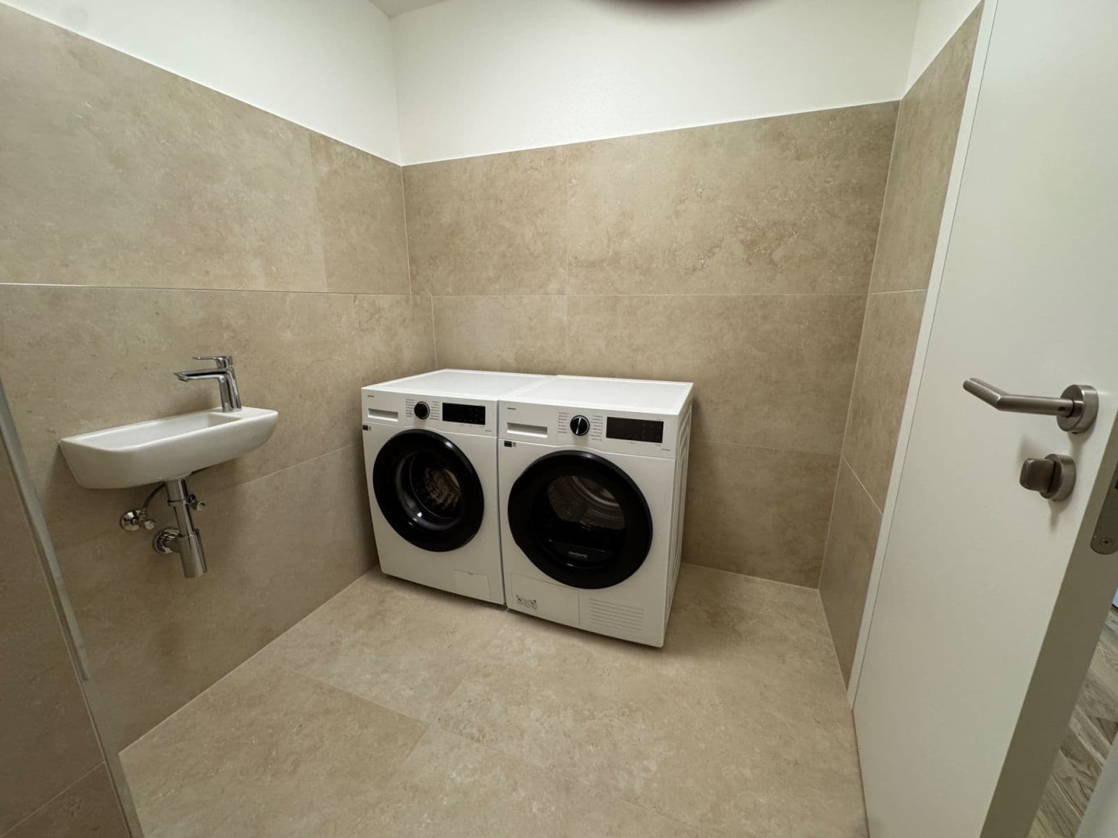 2 bedroom flat to rent, 52 m², Bottova, Bratislava - mestská časť Staré Mesto, Bratislavský Region 2 bedroom flat to rent, 52 m², Bottova, Bratislava - mestská časť Staré Mesto, Bratislavský Region