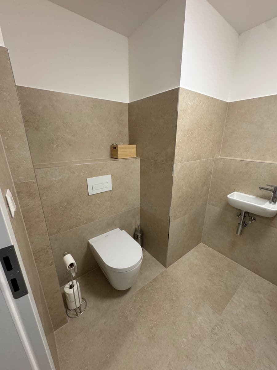 2 bedroom flat to rent, 52 m², Bottova, Bratislava - mestská časť Staré Mesto, Bratislavský Region 2 bedroom flat to rent, 52 m², Bottova, Bratislava - mestská časť Staré Mesto, Bratislavský Region