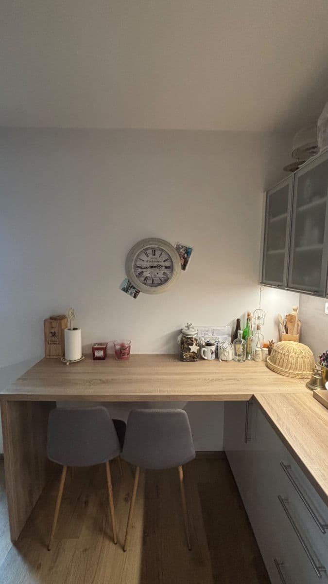 Studio flat to rent, 35 m², Uherova, Chýně, Středočeský Region Studio flat to rent, 35 m², Uherova, Chýně, Středočeský Region