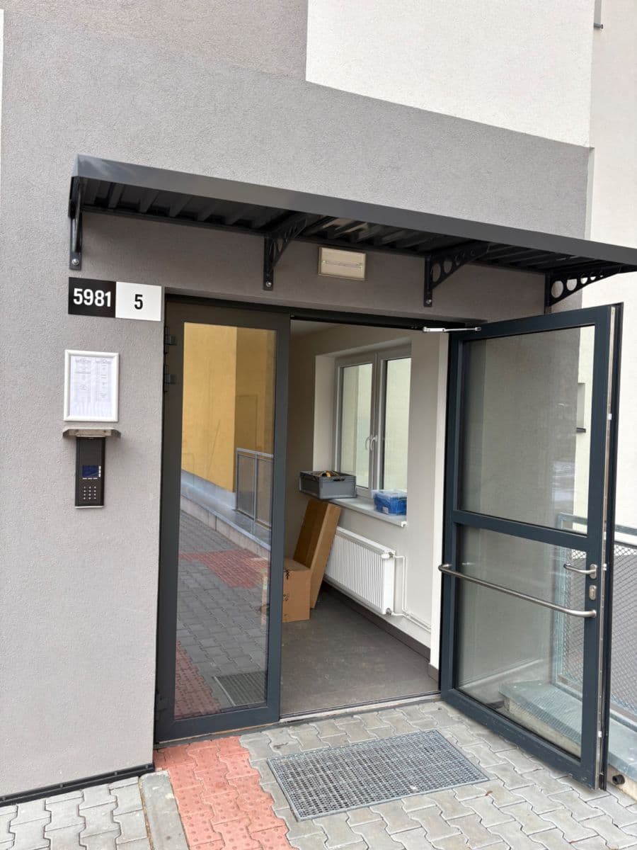 2 bedroom flat to rent, 65 m², Okružní, Jihlava, Vysočina Region 2 bedroom flat to rent, 65 m², Okružní, Jihlava, Vysočina Region