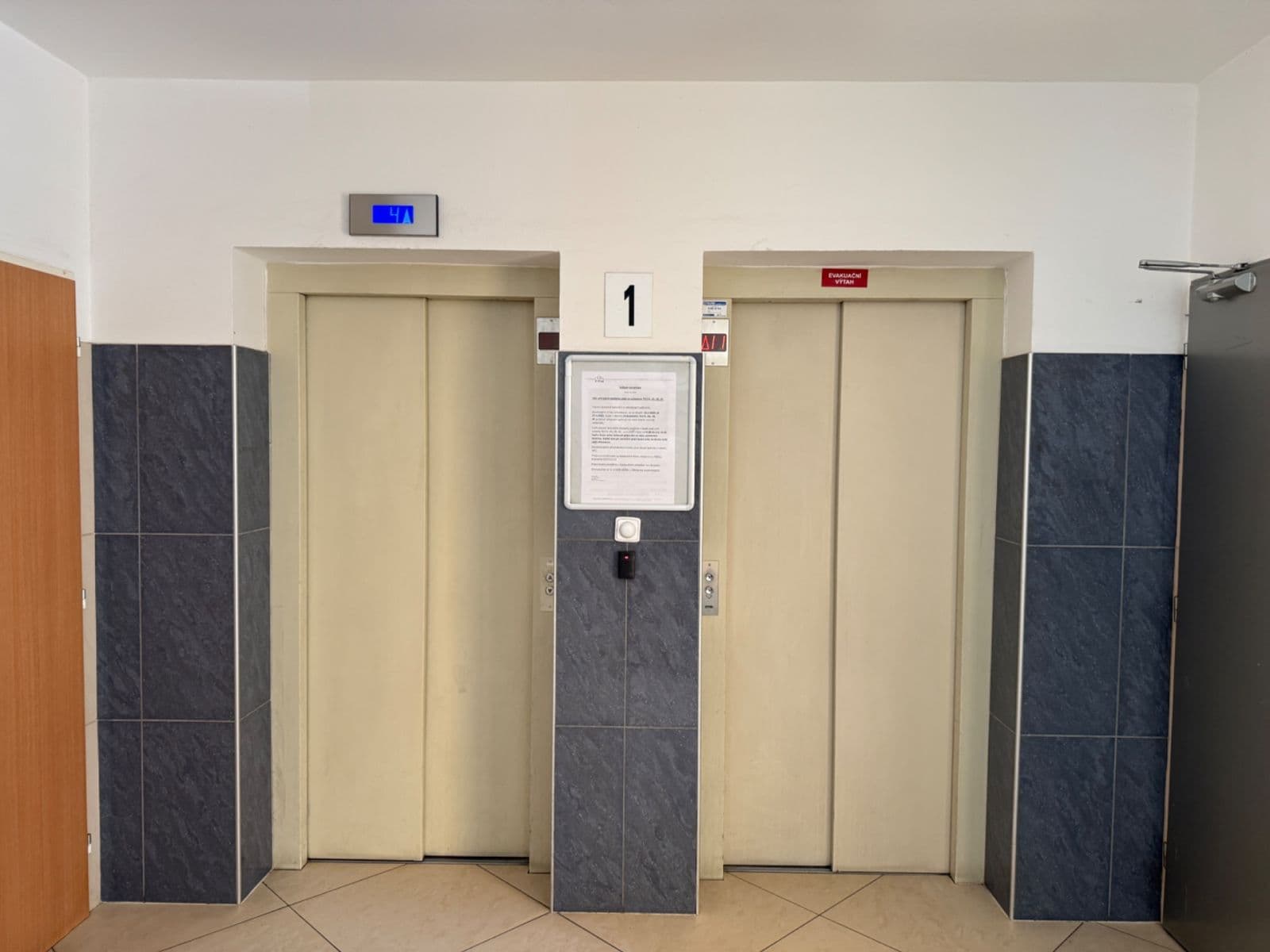 1 bedroom with open-plan kitchen flat for sale, 43 m², Hnězdenská, Prague, Prague 1 bedroom with open-plan kitchen flat for sale, 43 m², Hnězdenská, Prague, Prague