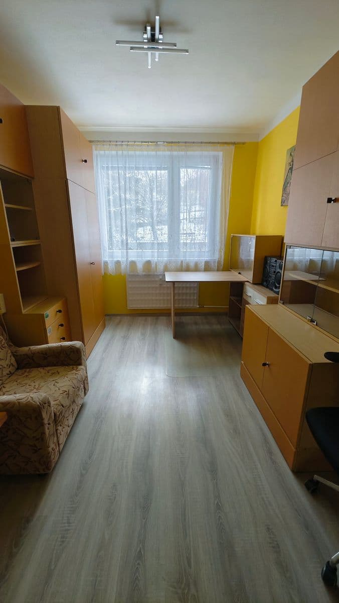 4 bedroom flat for sale, 82 m², Javornícka, Banská Bystrica, Banskobystrický Region 4 bedroom flat for sale, 82 m², Javornícka, Banská Bystrica, Banskobystrický Region