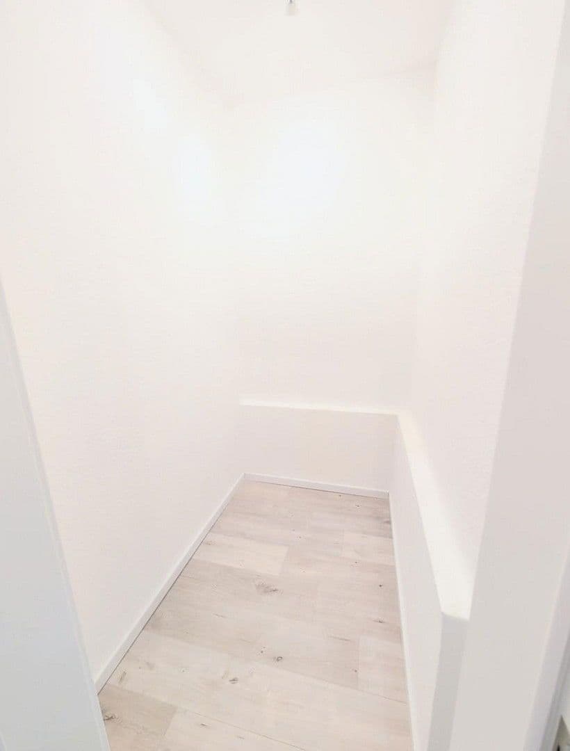 3 bedroom flat for sale, 80 m², Ludwigshafen Gartenstadt, Rhineland-Palatinate 3 bedroom flat for sale, 80 m², Ludwigshafen Gartenstadt, Rhineland-Palatinate