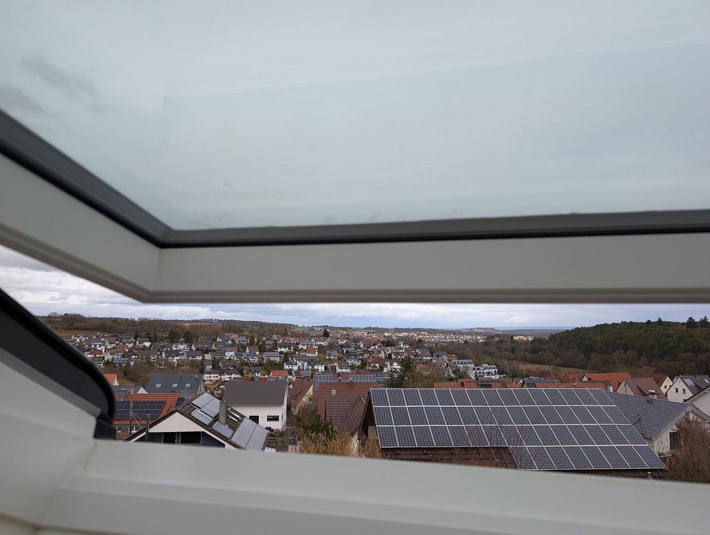 4 bedroom with open-plan kitchen flat for sale, 104 m², Weissach, Baden-Württemberg 4 bedroom with open-plan kitchen flat for sale, 104 m², Weissach, Baden-Württemberg