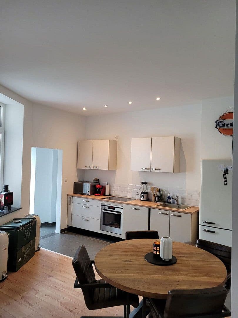 2 bedroom flat to rent, 93 m², Wilhelm-Strauß-Straße 88, Mönchengladbach, North Rhine-Westphalia 2 bedroom flat to rent, 93 m², Wilhelm-Strauß-Straße 88, Mönchengladbach, North Rhine-Westphalia