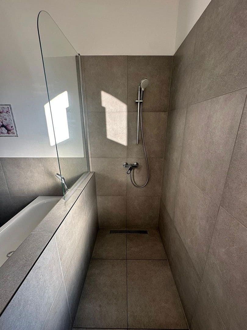 house for sale, 309 m², Liebknechtstraße 79, Oberhausen, North Rhine-Westphalia house for sale, 309 m², Liebknechtstraße 79, Oberhausen, North Rhine-Westphalia