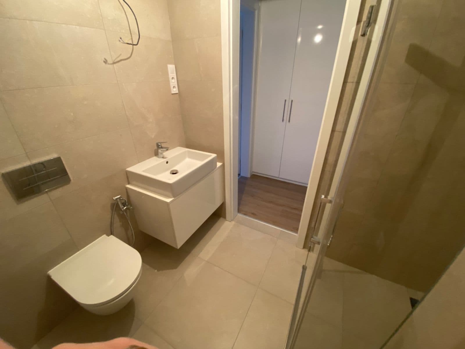 Studio flat to rent, 25 m², Ke křížku, Kladno, Středočeský Region Studio flat to rent, 25 m², Ke křížku, Kladno, Středočeský Region