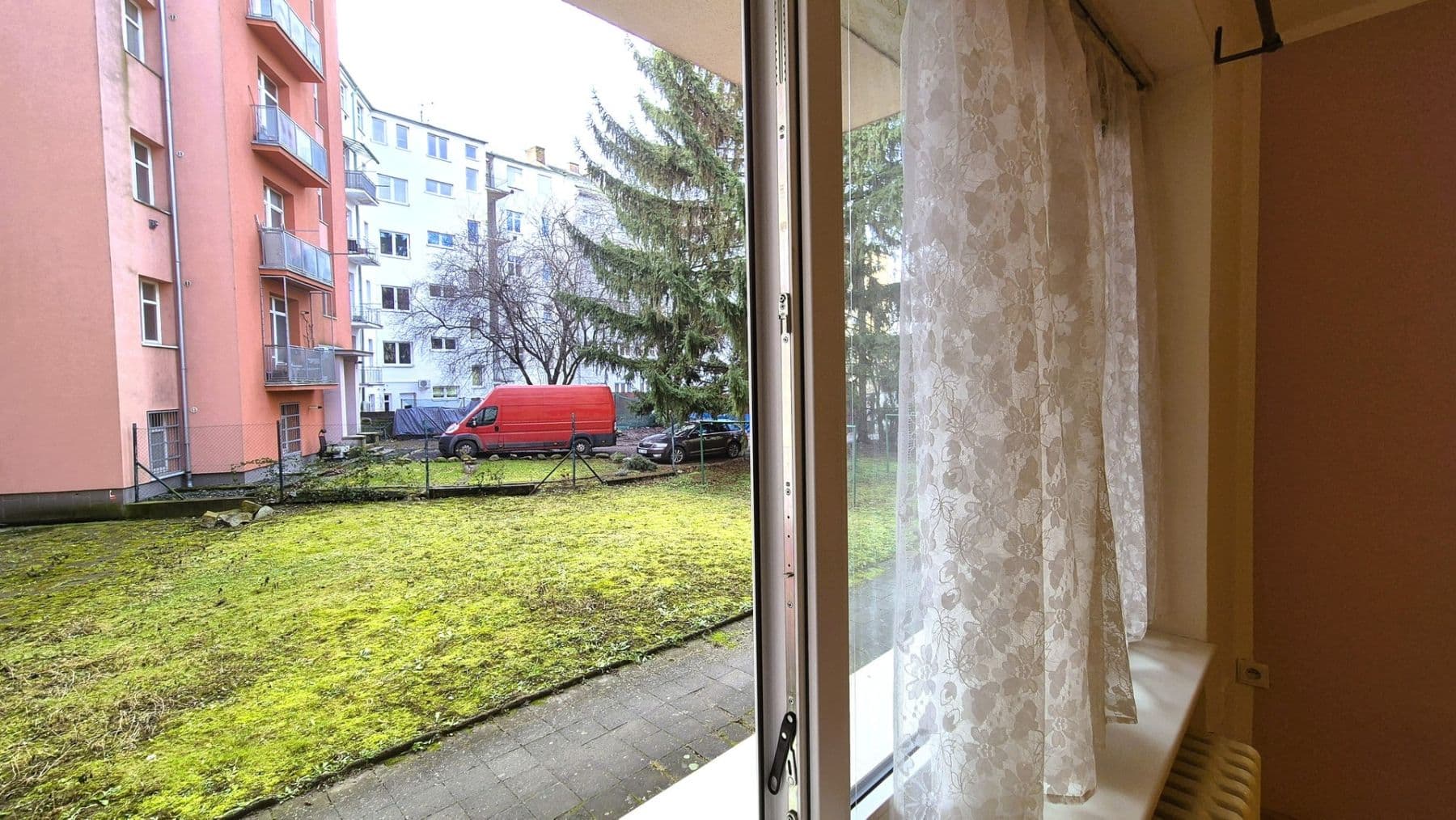 Studio flat to rent, 27 m², Renneská třída, Brno, Jihomoravský Region Studio flat to rent, 27 m², Renneská třída, Brno, Jihomoravský Region