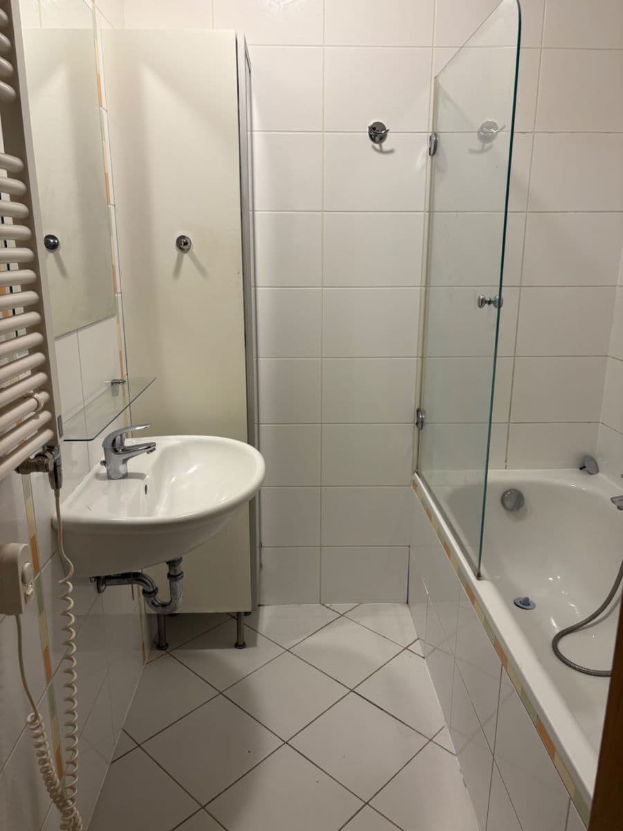 Studio flat to rent, 47 m², Litoměřická, Prague, Prague Studio flat to rent, 47 m², Litoměřická, Prague, Prague