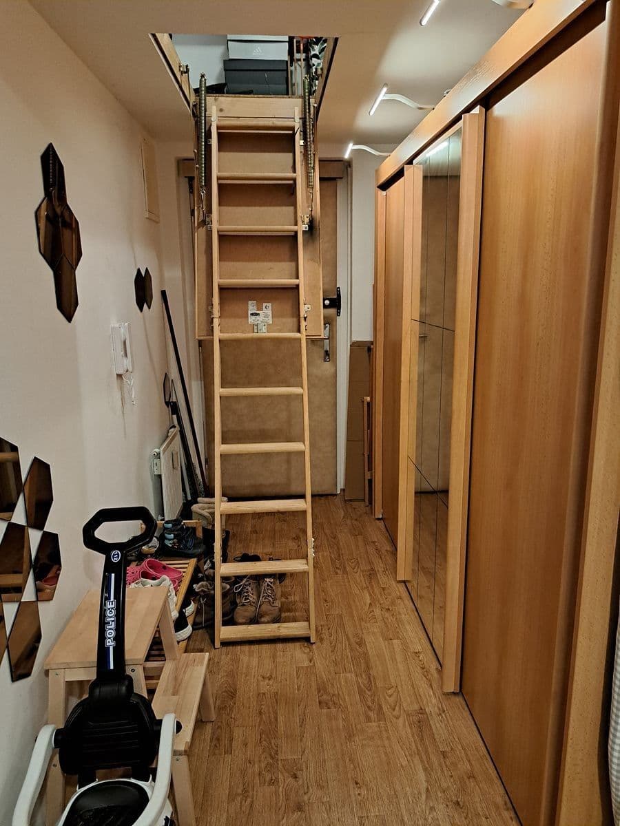 1 bedroom with open-plan kitchen flat to rent, 70 m², Prokopa Velikého, Úvaly, Středočeský Region 1 bedroom with open-plan kitchen flat to rent, 70 m², Prokopa Velikého, Úvaly, Středočeský Region