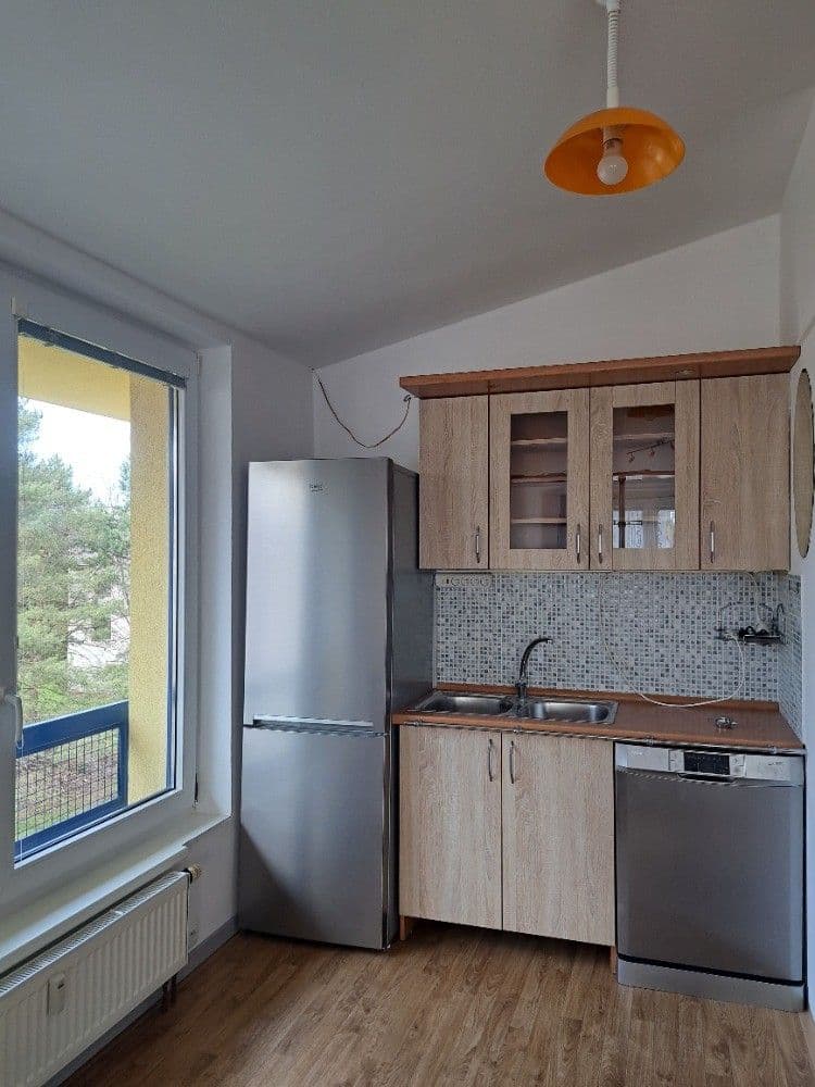 1 bedroom with open-plan kitchen flat to rent, 70 m², Prokopa Velikého, Úvaly, Středočeský Region 1 bedroom with open-plan kitchen flat to rent, 70 m², Prokopa Velikého, Úvaly, Středočeský Region