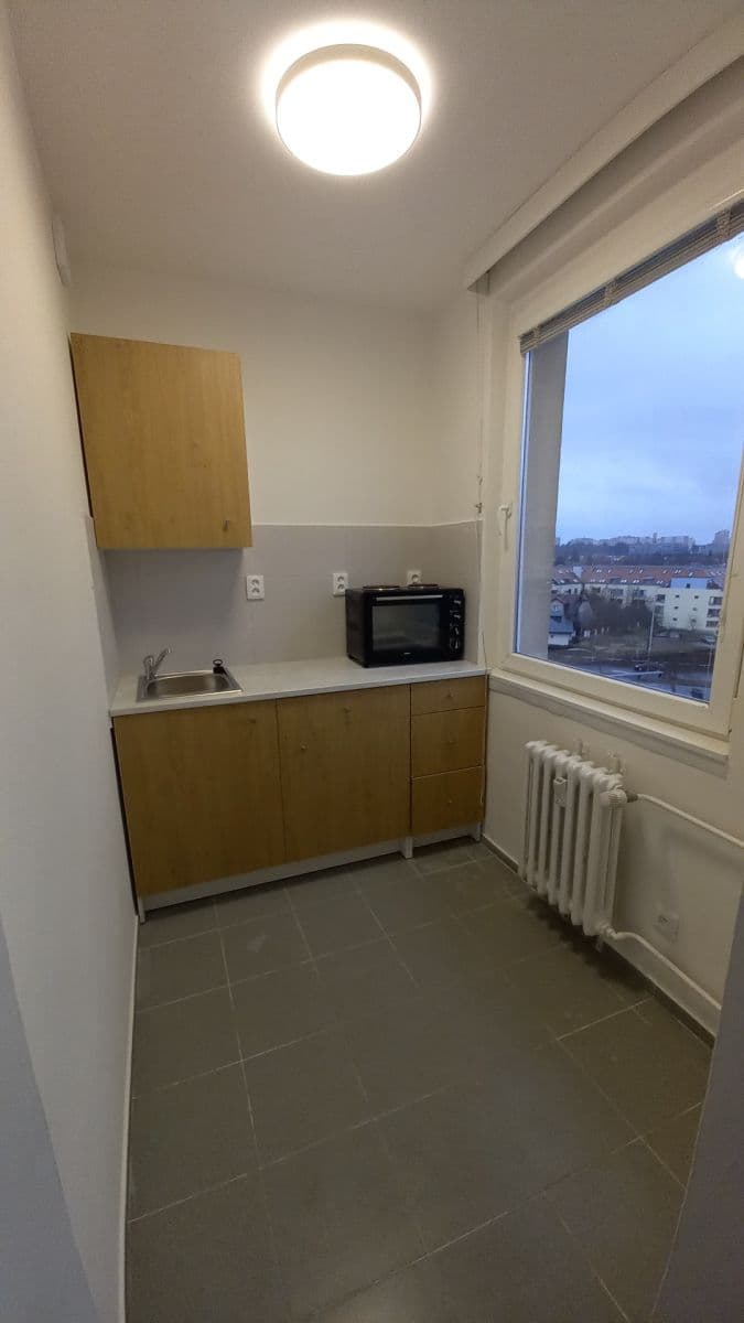 Studio flat to rent, 31 m², Květnového vítězství, Prague, Prague Studio flat to rent, 31 m², Květnového vítězství, Prague, Prague