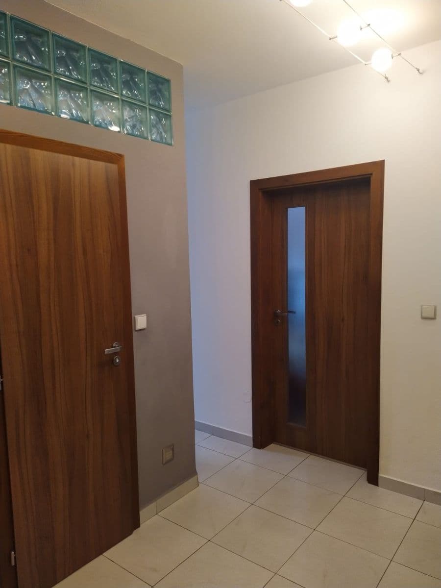 2 bedroom flat to rent, 66 m², Komenského nám., Litomyšl, Pardubický Region 2 bedroom flat to rent, 66 m², Komenského nám., Litomyšl, Pardubický Region