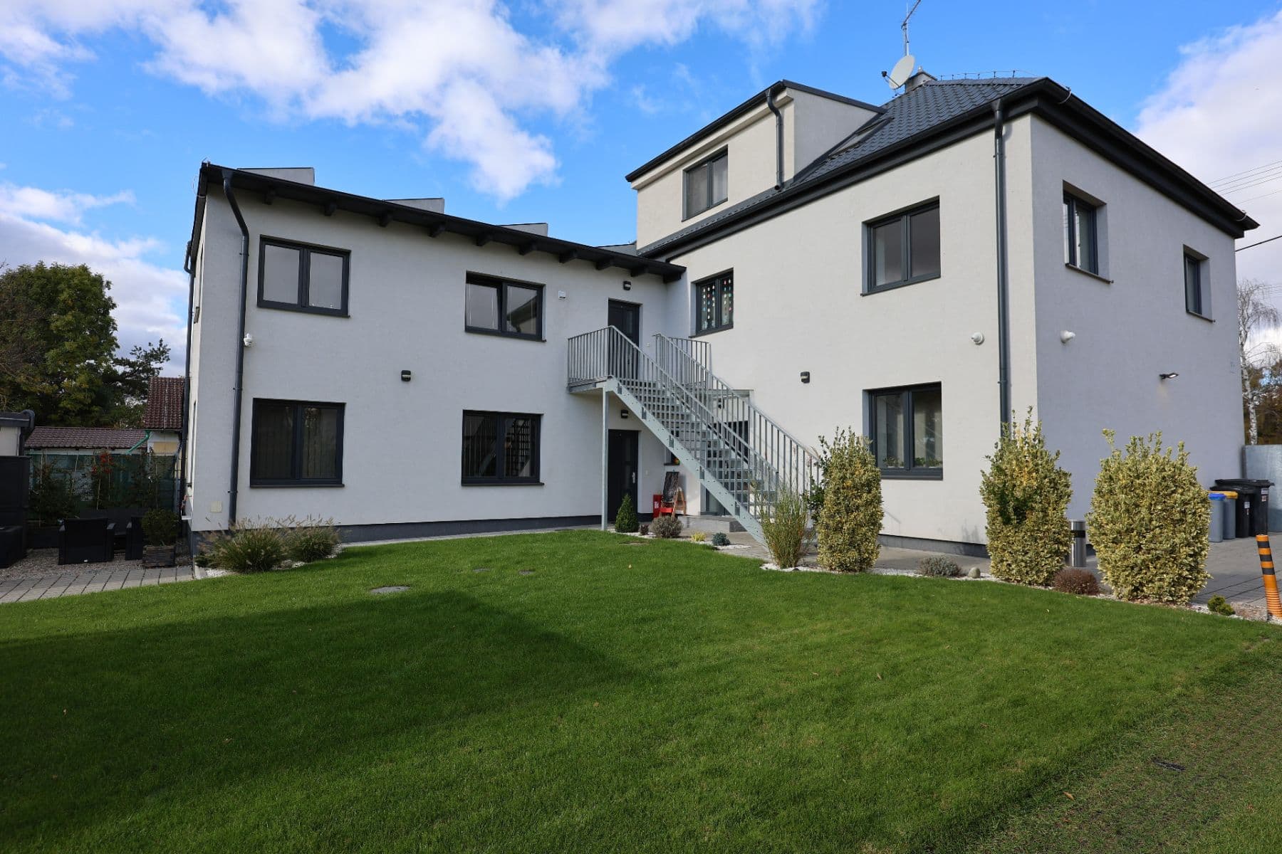 1 bedroom with open-plan kitchen flat to rent, 50 m², Na Radosti, Prague, Prague 1 bedroom with open-plan kitchen flat to rent, 50 m², Na Radosti, Prague, Prague